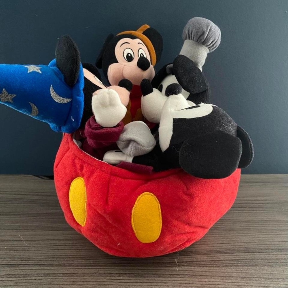 Disney‎ Store 70th Anniversary Mickey Mouse Bean Bag Plush Set w/ Tags – 1998